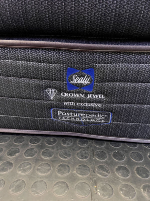 Sealy Posturepedic Small Single Mattress - Ultimate Comfort 90 by 190