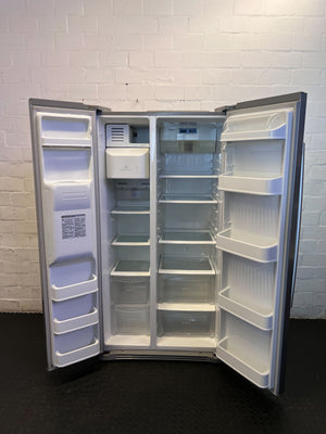 LG Side-by-Side Fridge Freezer with Water & Ice Dispenser - Silver - Some small rusting
