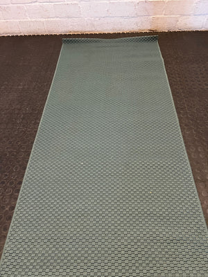 Stylish Sage Green Textured Runner Rug - 2ndhandwarehouse.com