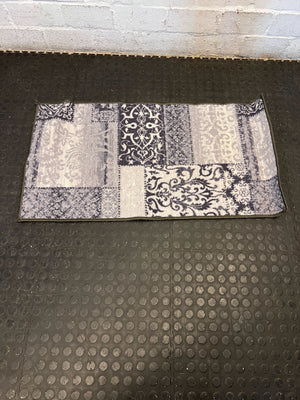 Chic Distressed Patchwork Pattern Runner Rug - 2ndhandwarehouse.com
