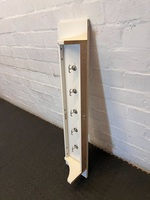 Chic White Wall-Mounted Key & Mail Organizer with Shelf- Towel hunger - 2ndhandwarehouse.com