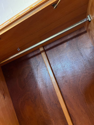 Retro Chic Wooden Wardrobe with Unique Grain ✨