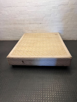 Sturdy Patterned Bed Base - Queen/King Size - 2ndhandwarehouse.com