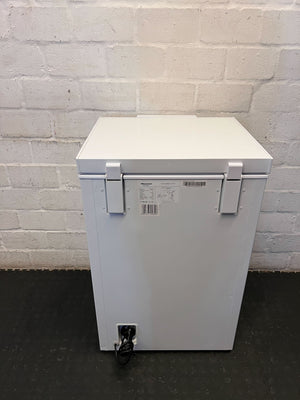 Hisense Compact Chest Freezer - Efficient Extra Storage!
