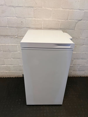 Hisense Compact Chest Freezer - Efficient Extra Storage!