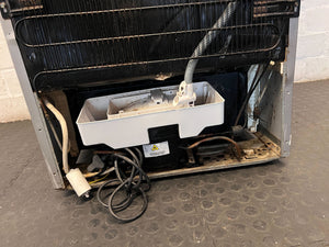 Defy Silver Fridge Freezer with Water Dispenser - Pre-Loved Convenience - 2ndhandwarehouse.com