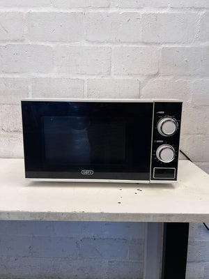 Reliable DEFY Compact White Microwave Oven - Rusted inside - 2ndhandwarehouse.com