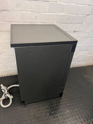 Defy Freestanding Dishwasher - Sleek Grey Efficiency for Your Kitchen - 2ndhandwarehouse.com