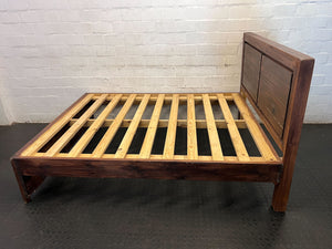 queen bed frame - Rustic Wooden Bed Frame with Built-in Storage Drawers ✨ - 2ndhandwarehouse.com