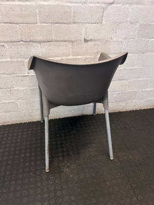 Contour Plastic Armchair - Visible Rust on Legs - 2ndhandwarehouse.com