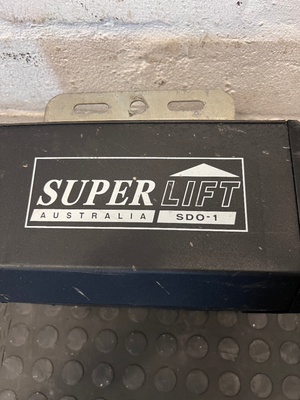 Super Lift SDO-1 Garage Door Motor - Untested, Cut Cable As-Is - 2ndhandwarehouse.com