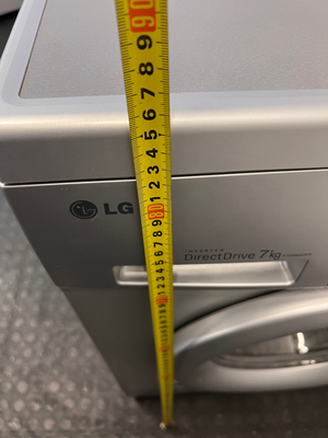 LG 7kg Front Loader Washing Machine in Silver — Good Working Order with Minor Scratches - 2ndhandwarehouse.com