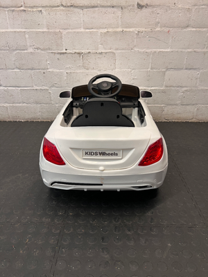 White Kiddies Electric Ride-On Car with Charger — Good Working Order - 2ndhandwarehouse.com