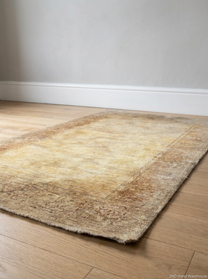 Ornate Patterned Area Rug in Golden Earth Tones