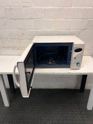 A60439-Samsung Countertop Microwave with Grill Function — Good Working Order with Minor Fading to Markings