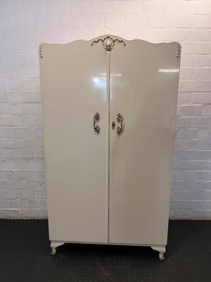 Antique 2-Door Cream Cupboard - Fairly Good Condition - 2ndhandwarehouse.com