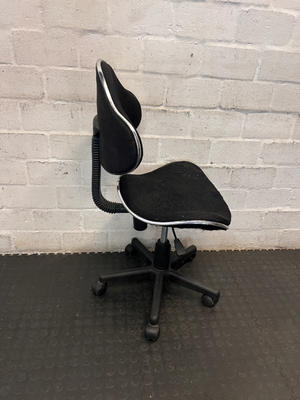 Black Swivel Office Chair - Well Used & Dusty - 2ndhandwarehouse.com