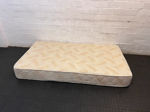 Brothers Three-Quarter Quilted Mattress — Dust Marks on Mattress S - 2ndhandwarehouse.com