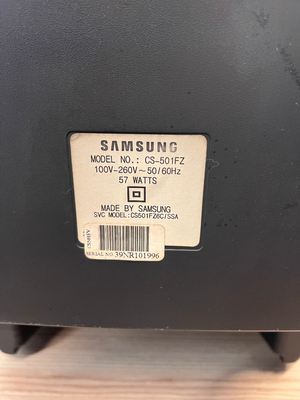Classic Samsung Hitron Matte Black CRT TV with Remote - 2ndhandwarehouse.com