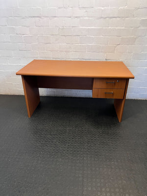 Classic Wooden Desk with Drawers - Compact & Functional - 2ndhandwarehouse.com