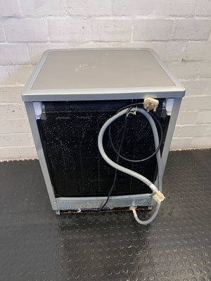 Compact Silver Defy Dishwasher - It Trips The Electricity - 2ndhandwarehouse.com