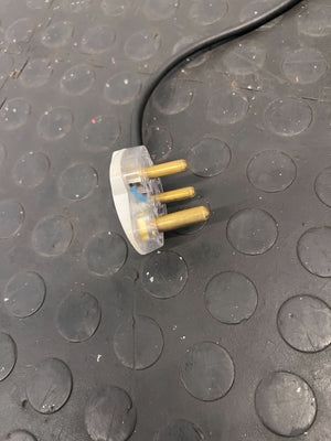 Compact White Oil Heater - Efficient Warmth for Your Space