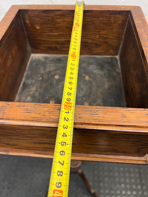 Traditional Dark Wood Turned Pedestal Planter Stand