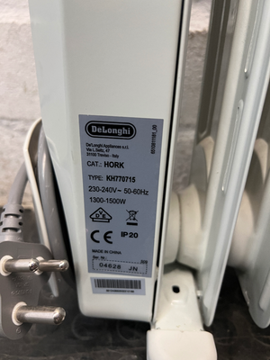 DeLonghi Oil-Filled Column Heater — Good Working Order