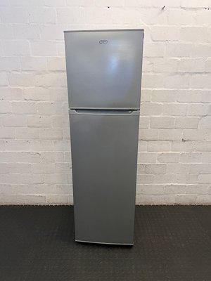 Defy Silver Bottom Freezer Fridge - Eco Energy Efficient - 2ndhandwarehouse.com