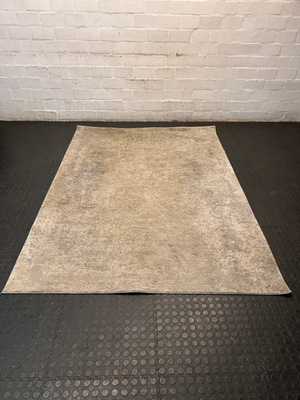 Diva Polyester Patterned Area Rug (230 x 160cm) — Used; Fair Condition
