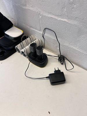 Efficient Cordless Grey Floor Vacuum with Accessories - Minor Wear