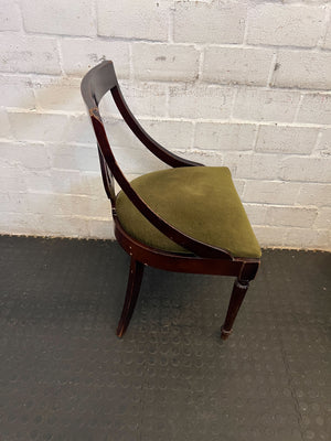 Elegant Vintage Mahogany Chair with Green Upholstery - Minor Wear - 2ndhandwarehouse.com