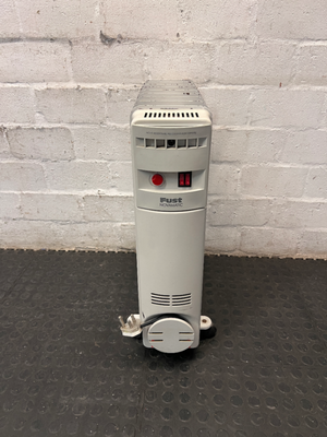 Fust Novamatic Oil-Filled Heater with Castors — Working Order with Visible Wear