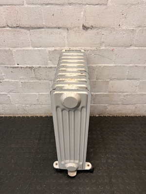 Fust Novamatic Oil-Filled Heater with Castors — Working Order with Visible Wear