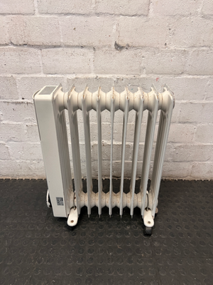 Fust Novamatic Oil-Filled Heater with Castors — Working Order with Visible Wear