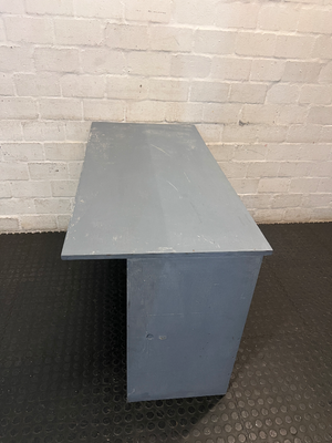 Grey Minimalist Office Desk - 2ndhandwarehouse.com
