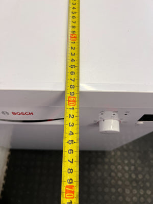 Bosch Freestanding Dishwasher - Excellent Condition