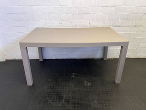 Plastic Table (Game Stores) - 2ndhandwarehouse.com