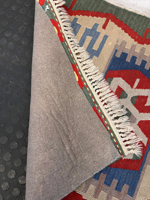 Vibrant Red Area Rug – Add Warmth and Style to Any Room 80 by 120