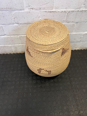 Chic Woven Storage Basket with Handles – Natural Fiber, Minor Wear