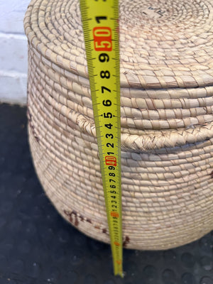 Chic Woven Storage Basket with Handles – Natural Fiber, Minor Wear