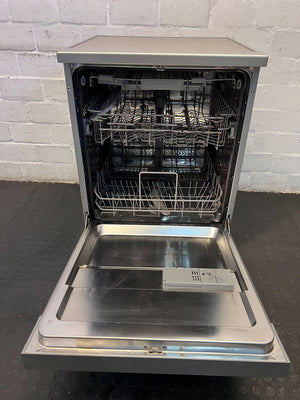 Hisense Stainless Steel Dishwasher with Minor Scratches (Slight Rust) - REDUCED- A53810