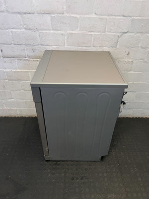 Hisense Stainless Steel Dishwasher with Minor Scratches (Slight Rust) - REDUCED- A53810