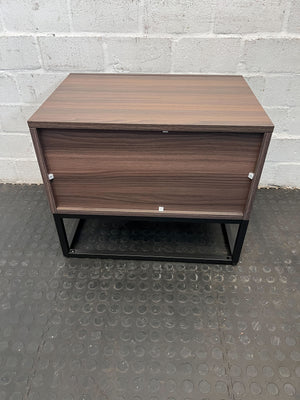Mid Century Modern Walnut Nightstand with Storage Drawer ποΈ - 2ndhandwarehouse.com