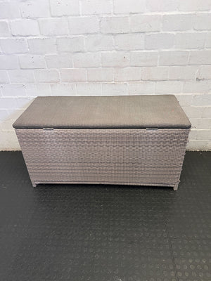Charming Woven Storage Bench with Cushioned Top ✨