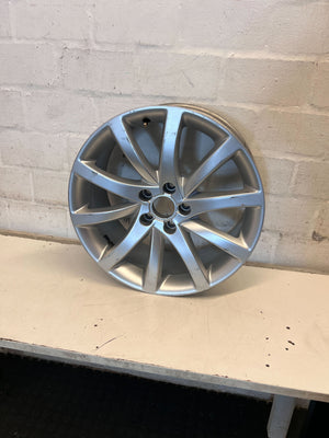 Audi A4 rim -Stylish 10-Spoke Alloy Car Rim - 2ndhandwarehouse.com