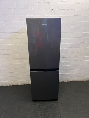 Hisense Dark Grey Fridge Freezer - Reliable & Modern Cooling