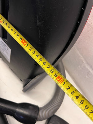 Samsung 1600W Red Vacuum Cleaner