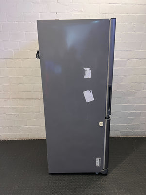 Sleek Samsung Bottom Freezer Fridge - Water Dispenser Included