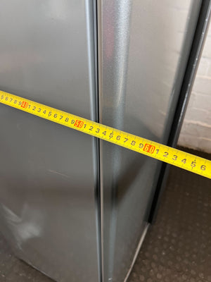 Sleek Silver Double Door Fridge Freezer - Faulty Freezer. Some rusting on the bottom